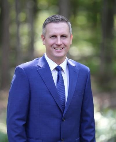 Simon Store - Financial Advisor in Ironwood, MI