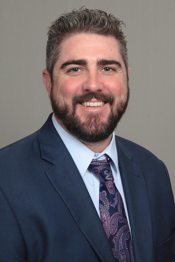 Daniel W Clay - FINANCIAL ADVISOR in Tyrone, GA