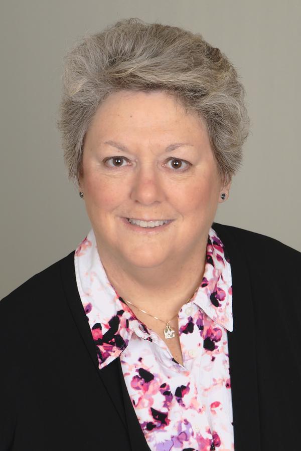 Janet E Davidson - Financial Advisor in Stephens City, VA