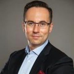 Yari Korchnoy - Real Estate Broker in Boston, MA