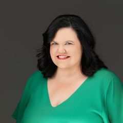 Amy Mitchell - Broker in Huntington, TX