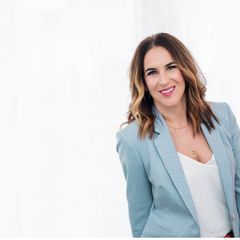 Julie Calabrese - NYS Licensed Salesperson in Williston Park, NY