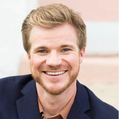 Jake Lyons - Realtor in Chicago, IL