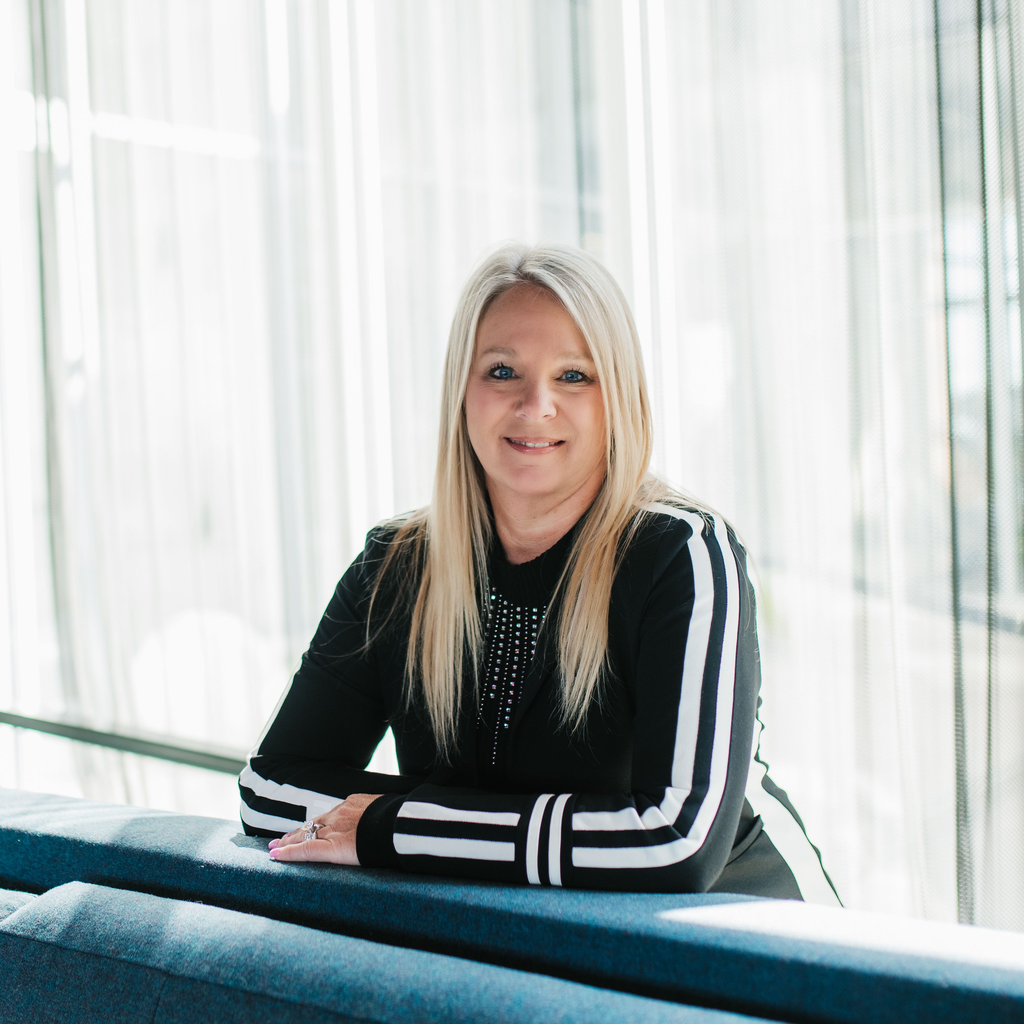 Debra Simonar - Loan Officer in De Pere, WI