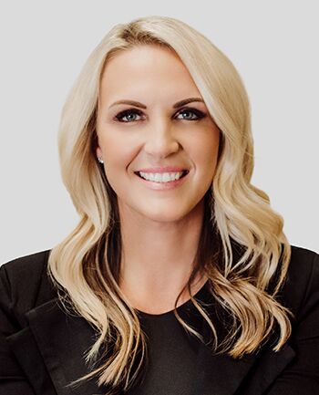 Stephenie Converse - Branch Manager in Yuma, AZ
