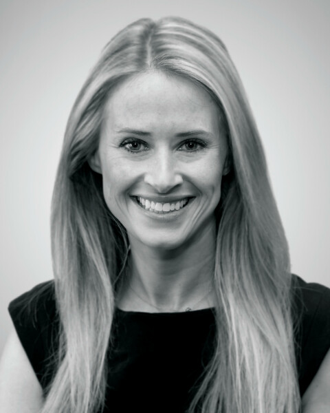 Kristen Kleinops - Broker in Winnetka, IL