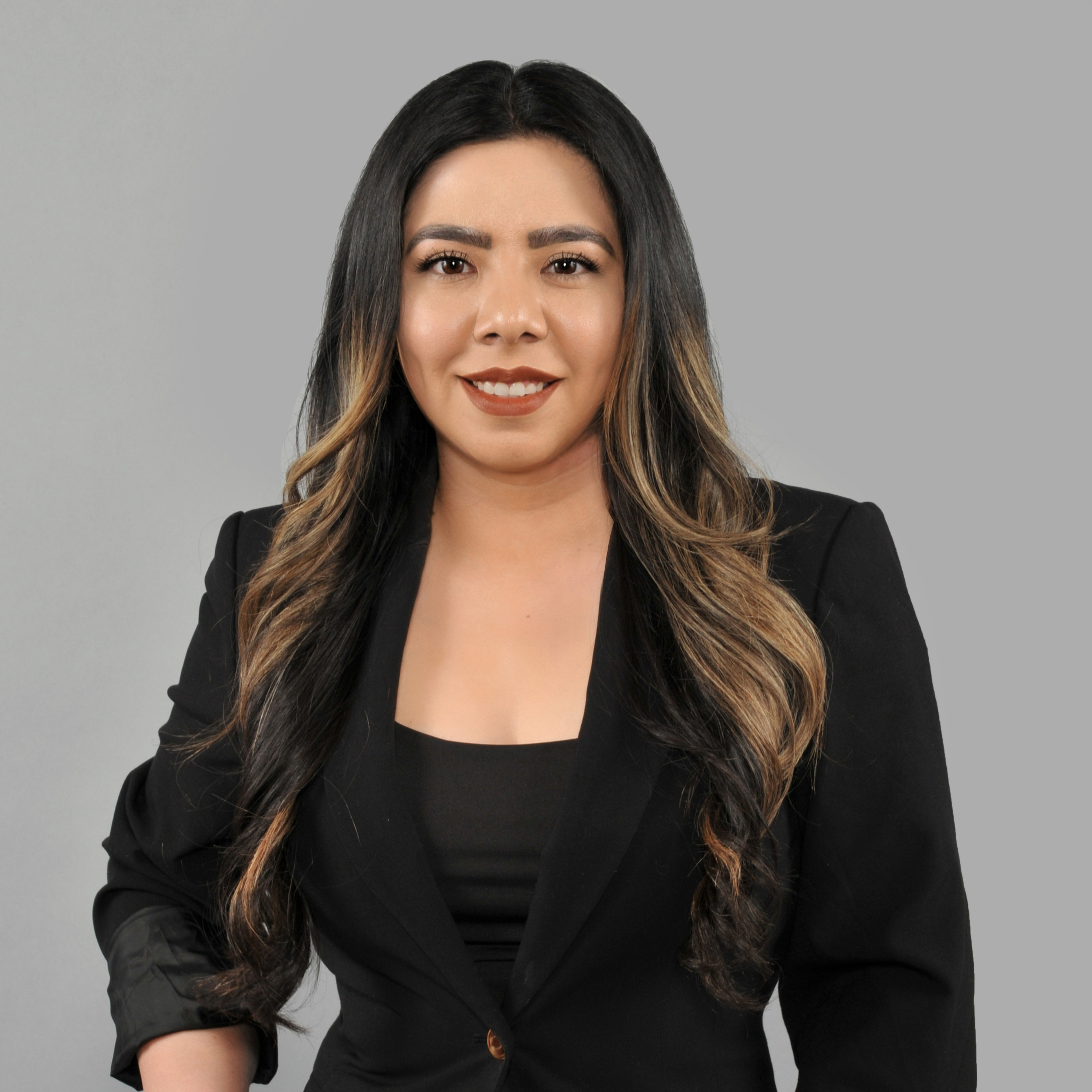 Ivonne Macias Solis - Team Member/Associate in CA