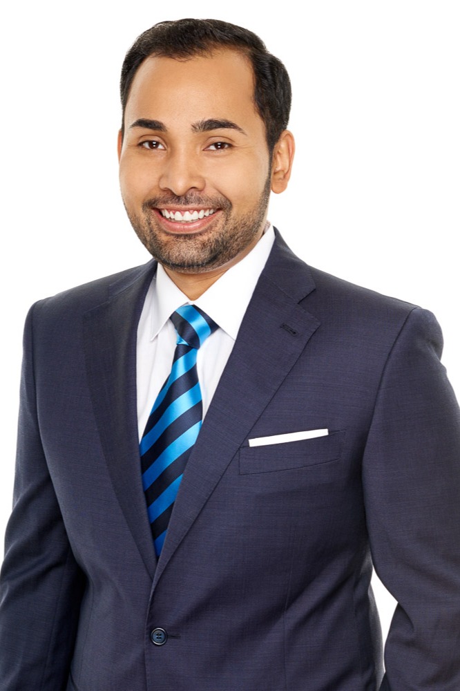 Alejandro Aguirre - Sales Associate in Del Mar, CA