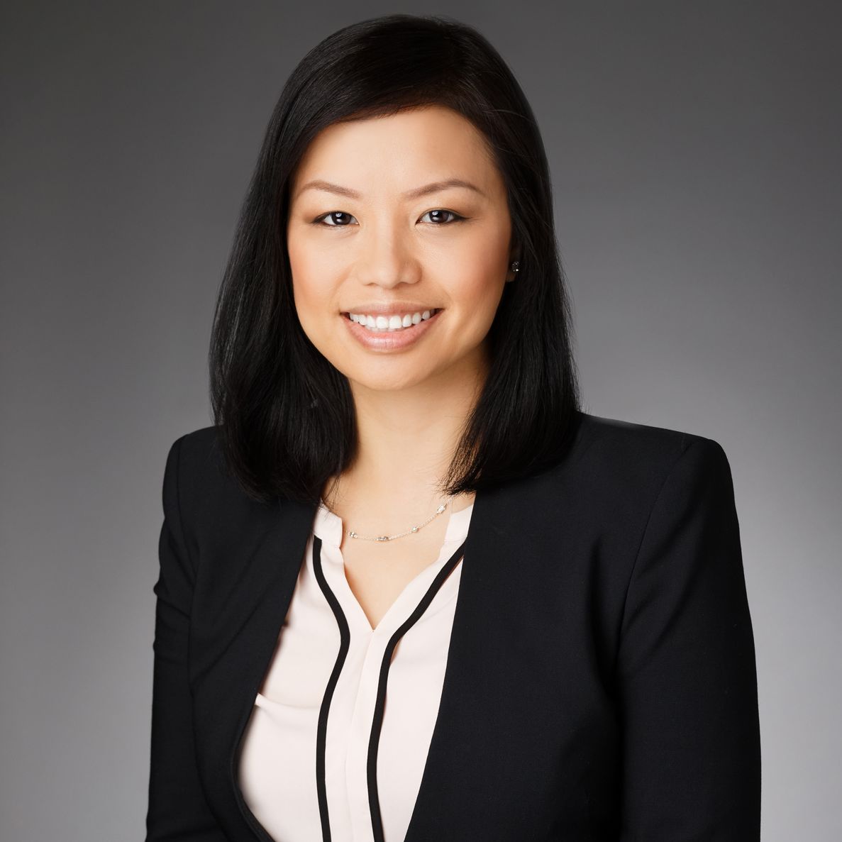 Dr. Helen Huynh Horvath in Murrieta, CA