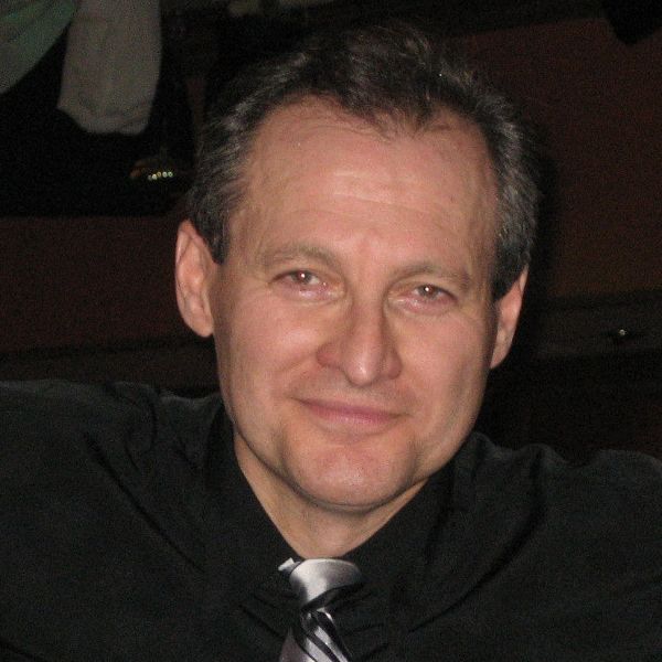 Leonid Tsipis in Encino, CA