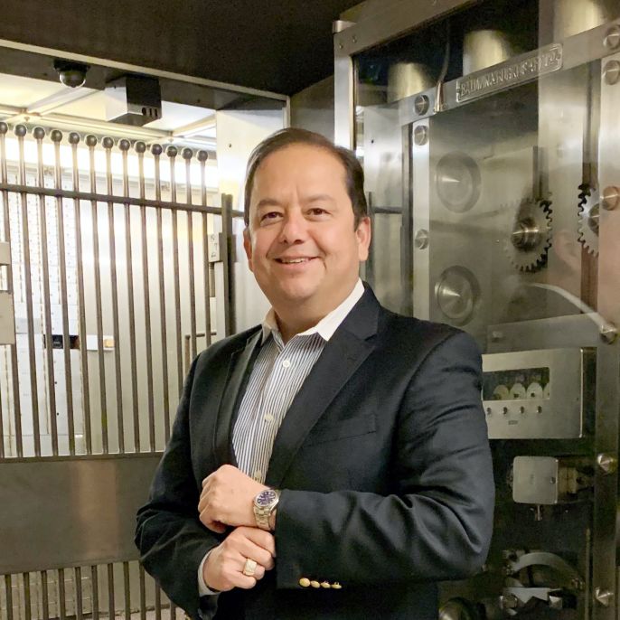 Jorge Tobias Leal in Pasadena, CA
