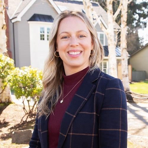 Codi Lookabaugh - Redfin Agent in Grants-Pass, OR