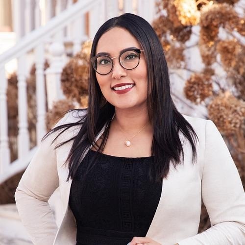 Jasmine Popoca - Redfin Principal Agent in Chicago, IL
