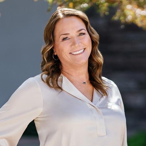 Lori Garlick - Redfin Principal Agent in Henderson, NV