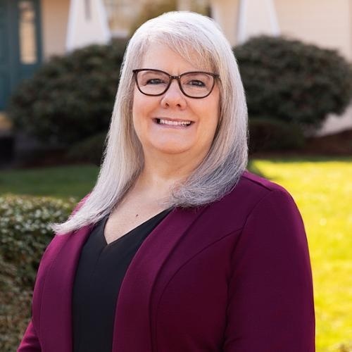Mary Buxton - Redfin Agent in Marysville, WA