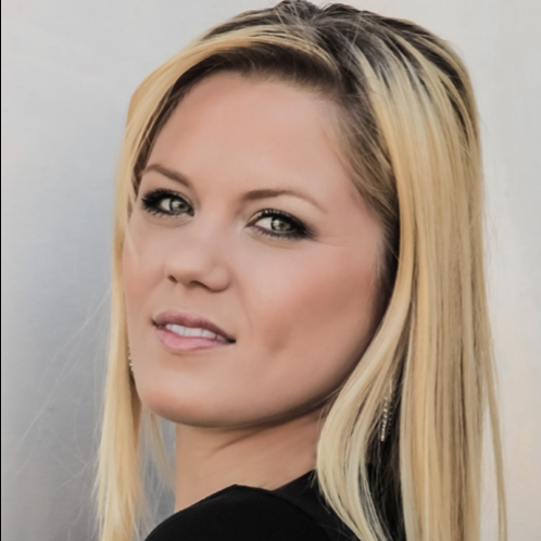 Tracy Nicholls in Lake Havasu City