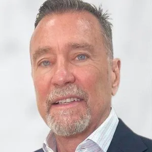 Manny Arvesu - Realtor Associate in Coral Gables, FL