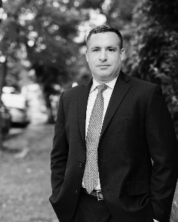David J. Dischley - Dui / Dwi And Criminal Defense Lawyer in Alexandria, VA