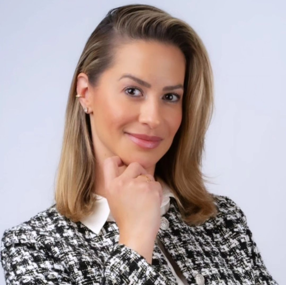 Nadia Lara - Realtor in Encino, CA