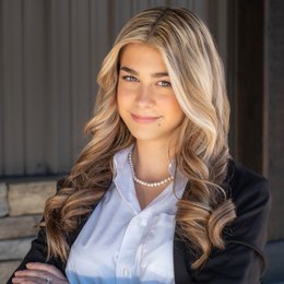 Angela Eggie - Agent in Absecon, NJ