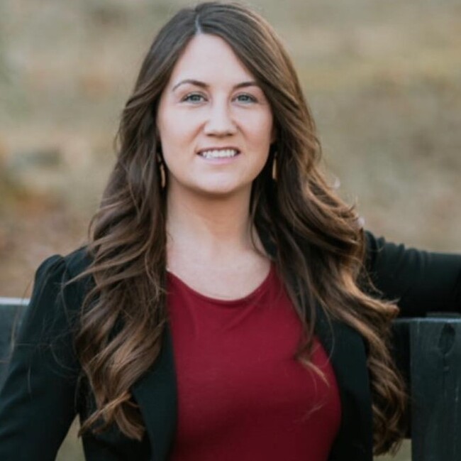 Kayla Spalding in Mount Washington, KY