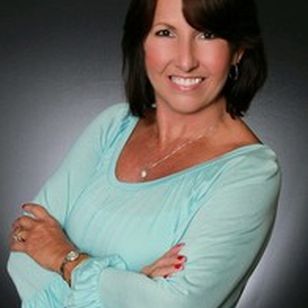 Linda M Page in Daleville, AL
