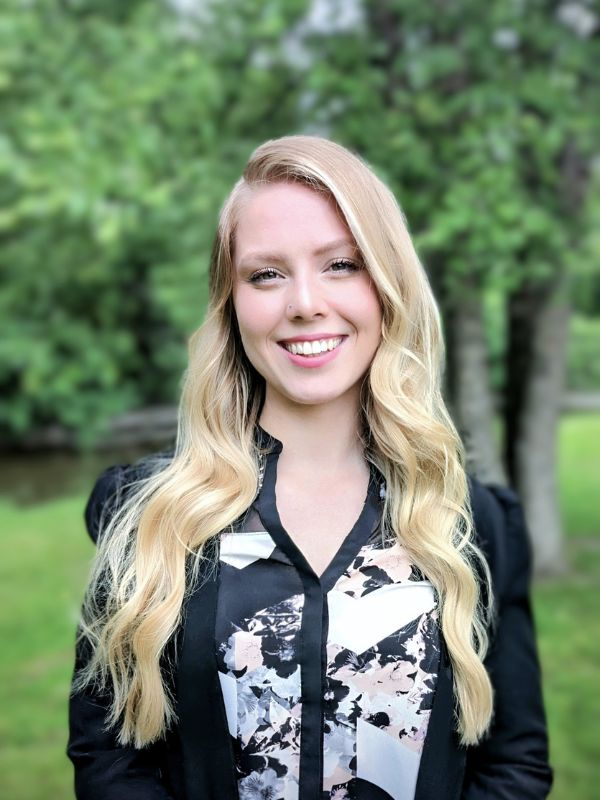 Emily Kluck - Real Estate Agent in Lapeer, MI
