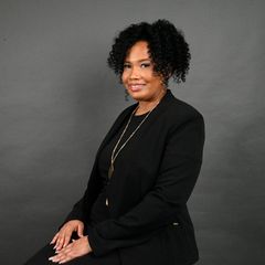 Christina M Walton - Realtor in Louisville, KY
