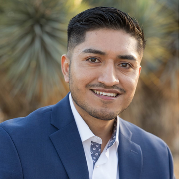 Fabian Martinez - Realtor in AZ