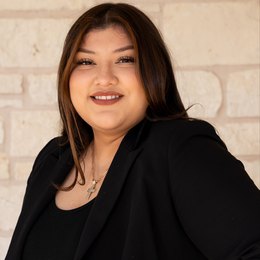 Claudia Farfan Sanchez in Lockhart, TX