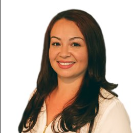 Alanna Joy Linares in Celebration, FL