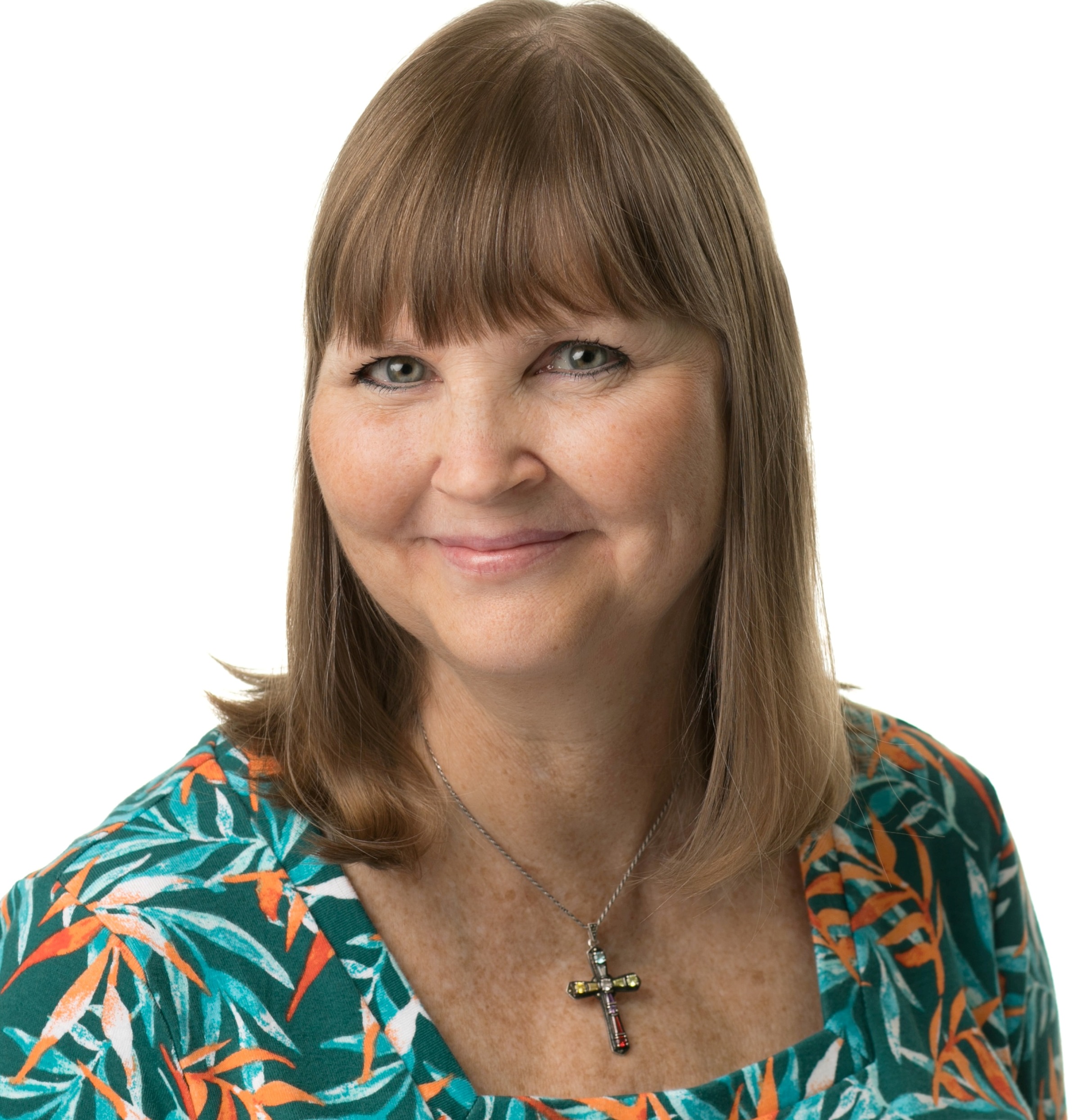 Julie Decker - Real Estate Broker in Hardy, AR