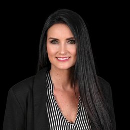 Justina Lewis - Agent in Pensacola, FL