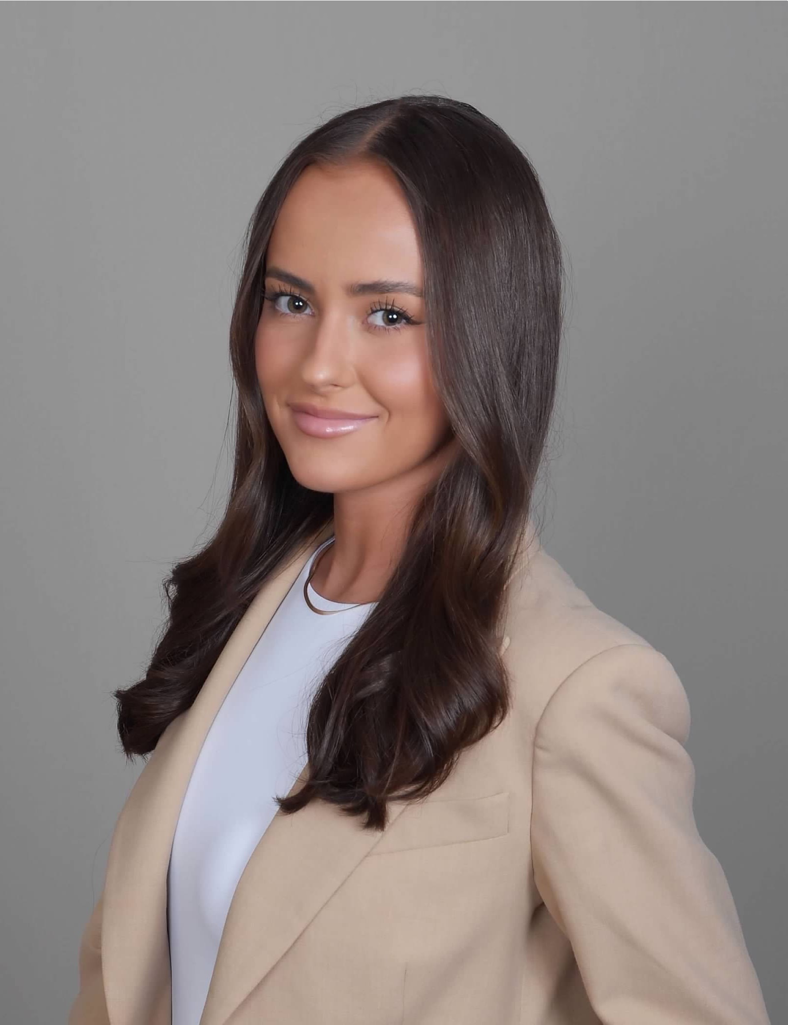 Ariana Chudzik - Sales Associate in Lockport, IL