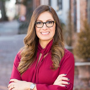 Angela Vargas - Associate in Vienna, VA