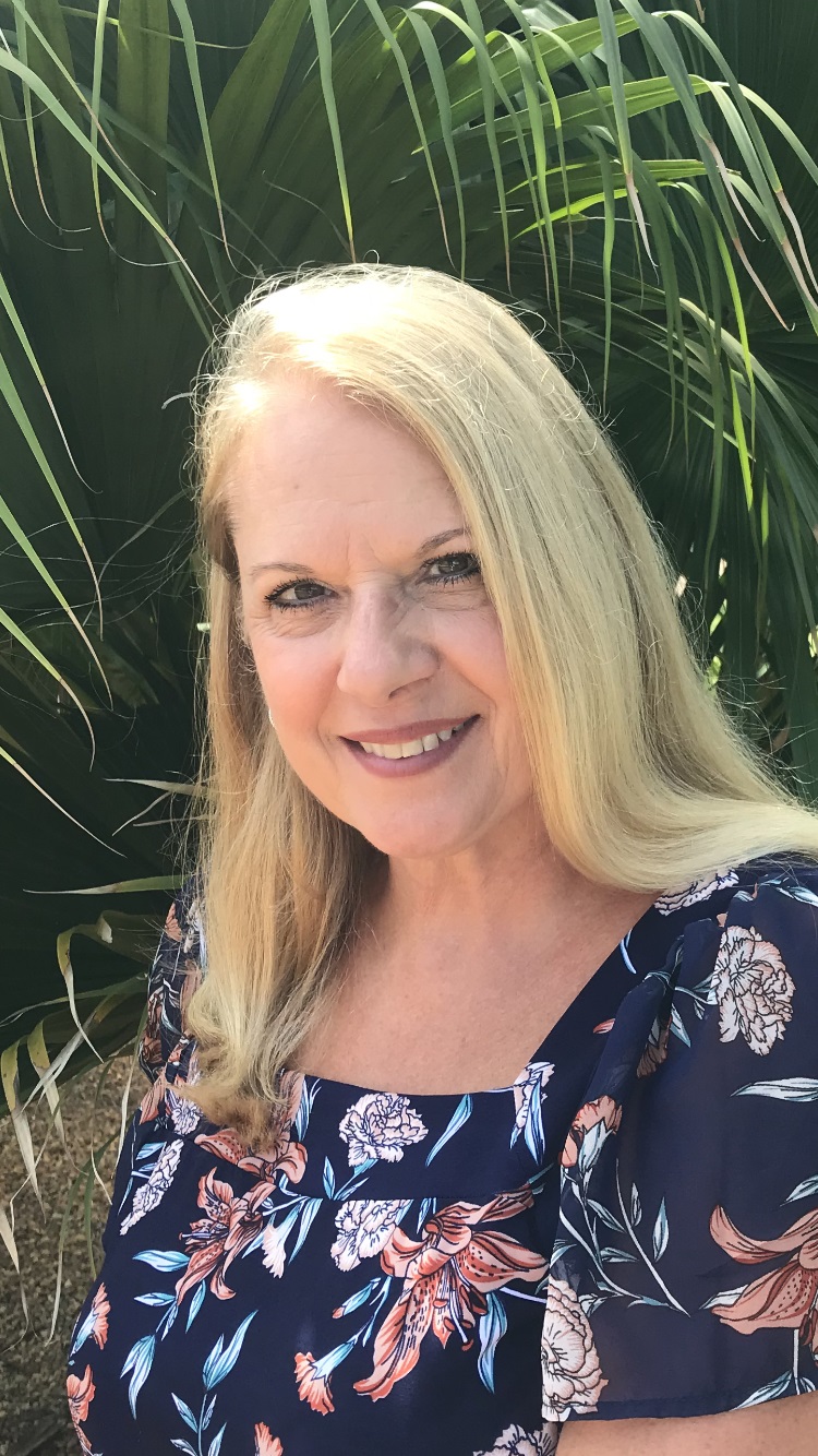 Loni Kiedrowski - Real Estate Salesperson in Port Charlotte, FL