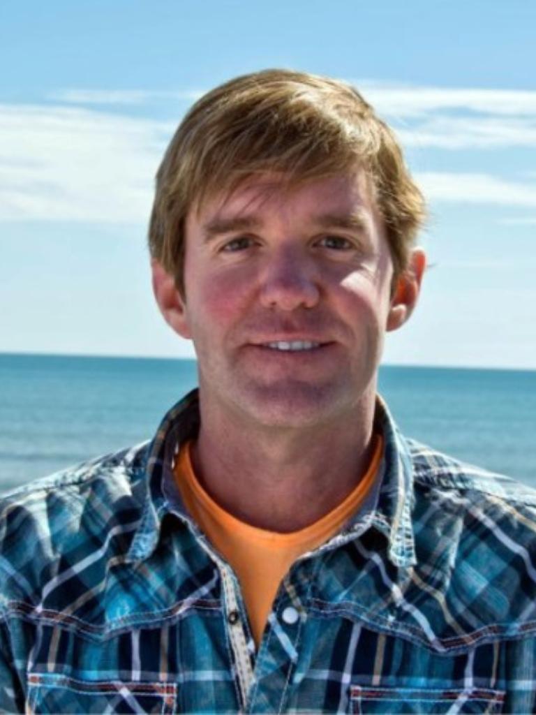 Pat Copeland - Sales Associate in Atlantic Beach, NC