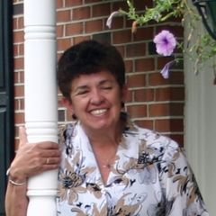 Mary Ellen Mahoney - Professional Realtor in Charles Town, WV
