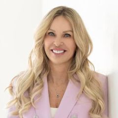 Carolyn Young - Real Estate Agent & Advisor in Leesburg, VA