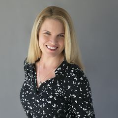 Lisa Smith in San Jose, CA