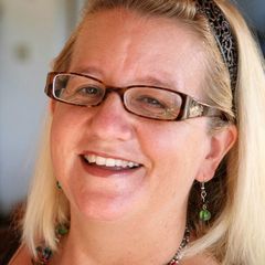 Anne Barber - Realtor Broker in Makawao, HI
