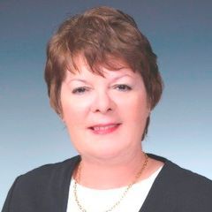 Allison Wooten - Real Estate Broker in Cedar Point, NC