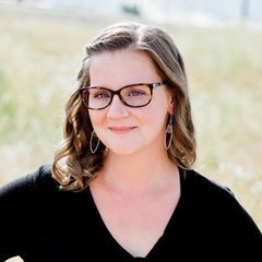 Jaclyn Foss - Real Estate Broker in Baker City, OR