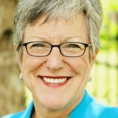 Beth Schindler - Real Estate Agent in Matthews, NC