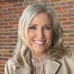 Maura Young - Broker in Sparta, NJ