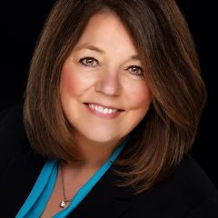 Sandra Schultz - REALTOR in La Crosse, WI