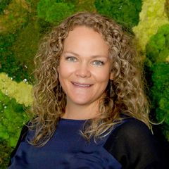 Kaylee Kloster - Managing Broker in Strasburg, CO