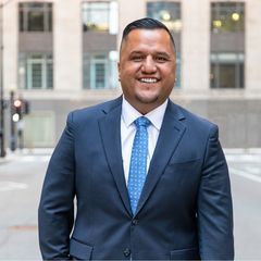 Eddie Garcia - Realtor in Berwyn, IL