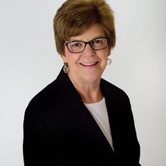 Janet Jurich - Broker Realtorgri in Bloomington, IL