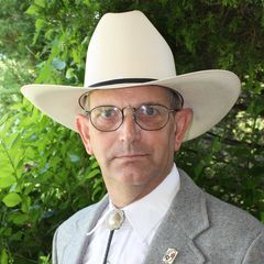 Tommy Ruyle - Broker & Auctioneer in Medora, IL